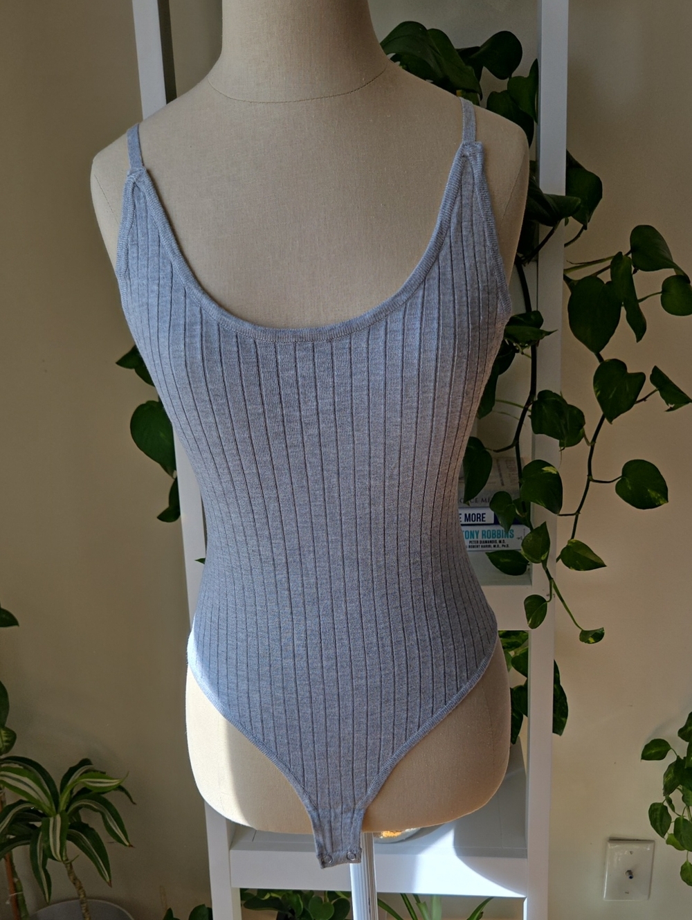 Forever 21 Ribbed Scoop Bodysuit - Light Gray